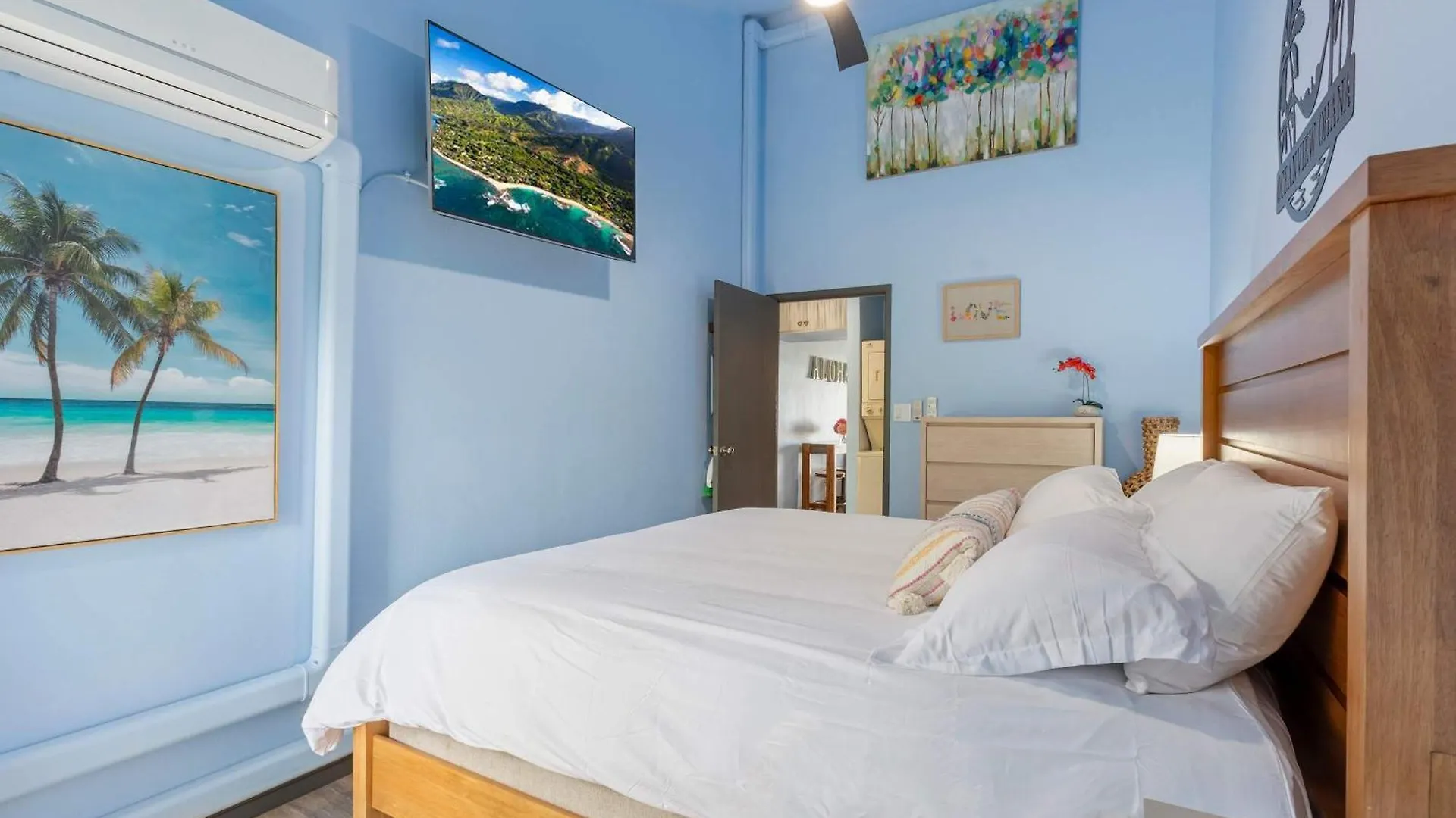 Bright Kihei Condo Across From Beach Pool Ac Sleeps 4 Nyaraló